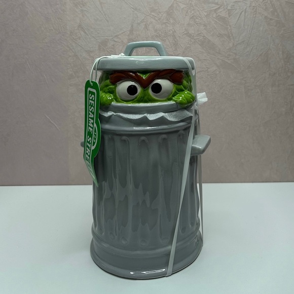 Sesame Street Gray and Green Cookie Jar - Picture 10 of 10